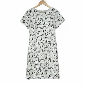 Ann Taylor Mint Green Floral Dress. Size 2